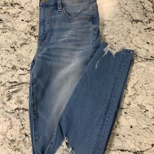 AMERICAN EAGLE SKINNY JEAN